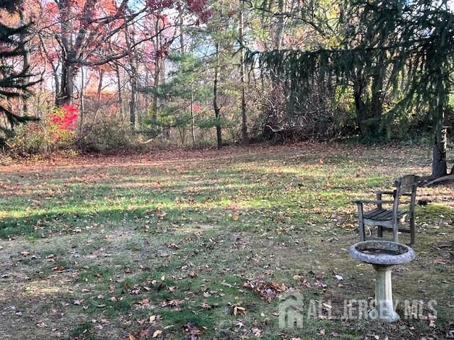 44 Van Pelt Court, East Brunswick, NJ 08816