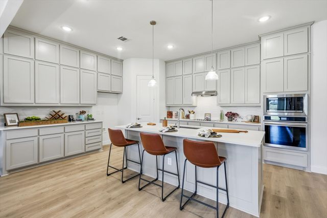 4017 Eagles Bluff Road, Midlothian, TX 76065