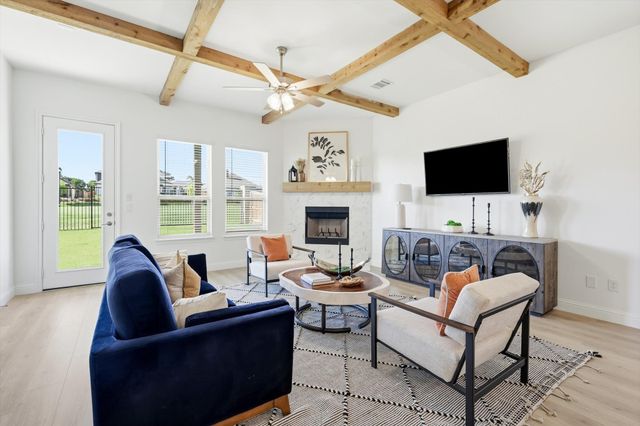 4017 Eagles Bluff Road, Midlothian, TX 76065