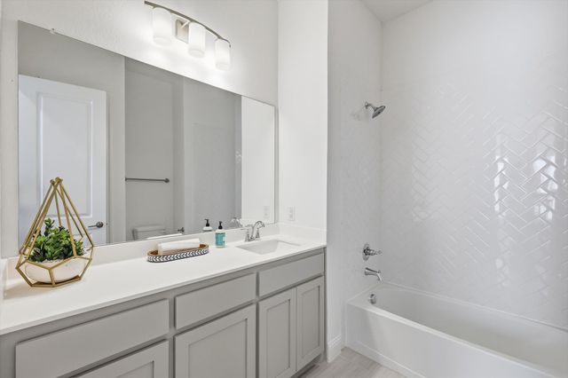 4017 Eagles Bluff Road, Midlothian, TX 76065