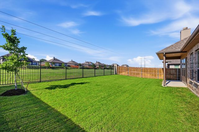 4017 Eagles Bluff Road, Midlothian, TX 76065