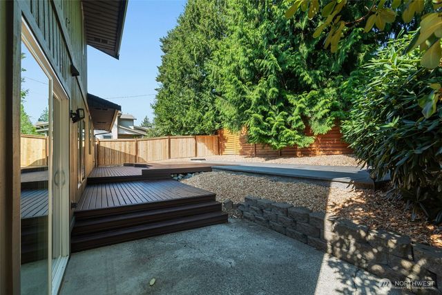 11228 108th Avenue NE, Kirkland, WA 98033