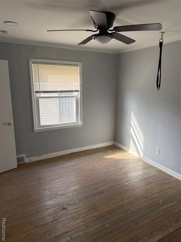 20068 Lindsay Street, Detroit, MI 48235