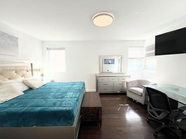 6881 Bay Dr 1, Miami Beach, FL 33141