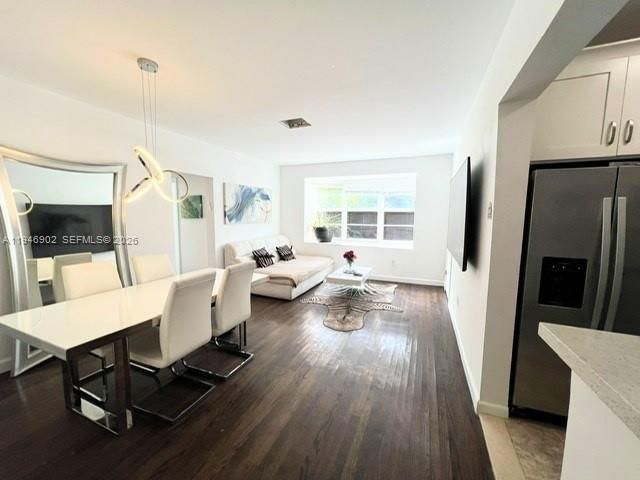 6881 Bay Dr 1, Miami Beach, FL 33141