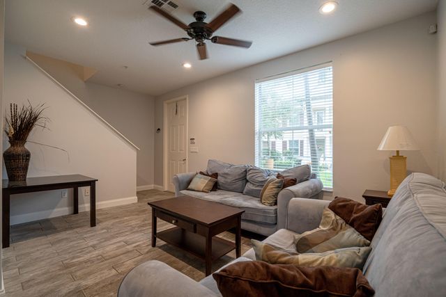 4158 Saint Lukes Lane, Jupiter, FL 33458