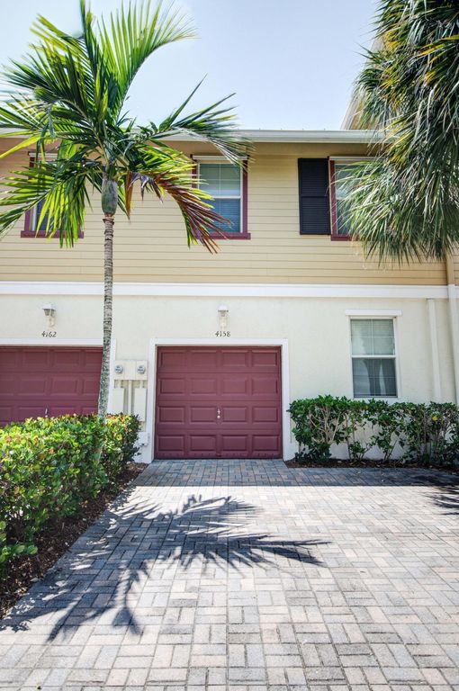 4158 Saint Lukes Lane, Jupiter, FL 33458
