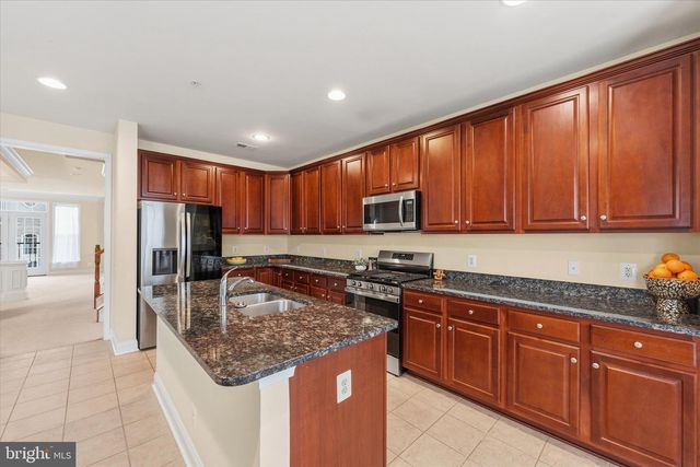 20643 SIBBALD SQ, Ashburn, VA 20147