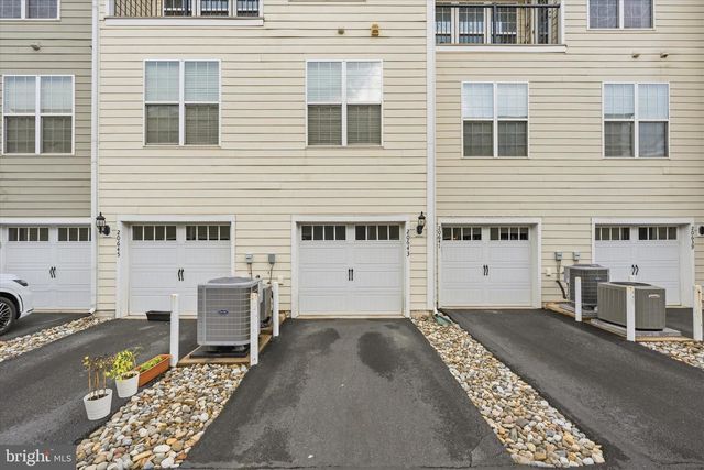 20643 SIBBALD SQ, Ashburn, VA 20147