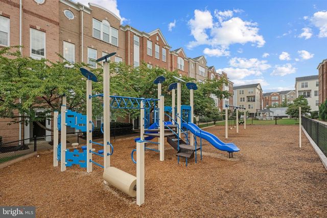 20643 SIBBALD SQ, Ashburn, VA 20147