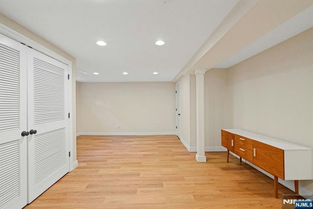 601 Ackerman Avenue, Ho-ho-kus, NJ 07423