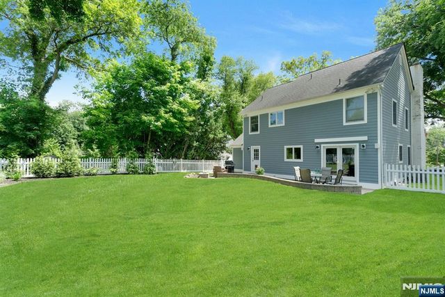 601 Ackerman Avenue, Ho-ho-kus, NJ 07423