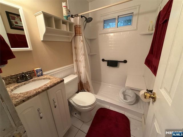 208 Lawrence Drive, Paramus, NJ 07652