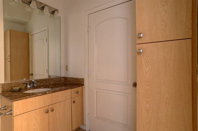 3225 Turtle Creek Boulevard 243, Dallas, TX 75219