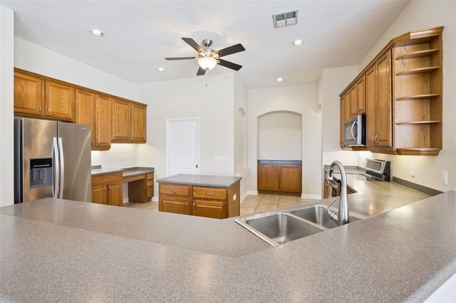 2347 WARREN WOODS DRIVE, Orlando, FL 32835