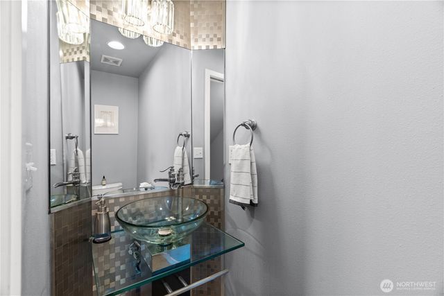 2365 Yakima Ct, Tacoma, WA 98405