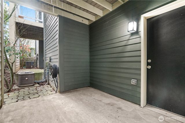 2365 Yakima Ct, Tacoma, WA 98405