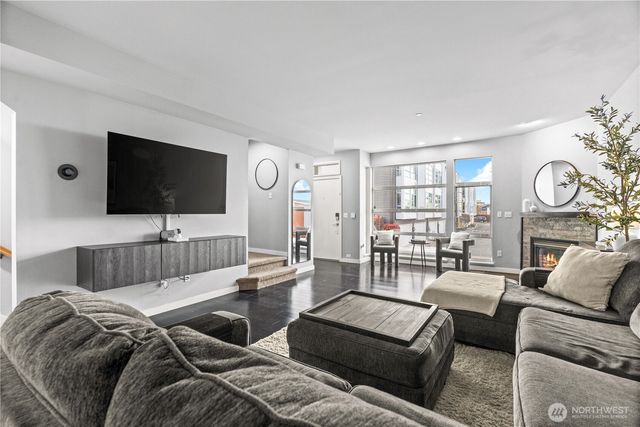 2365 Yakima Ct, Tacoma, WA 98405