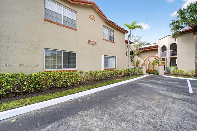 365 SW 86th Ave 201, Pembroke Pines, FL 33025