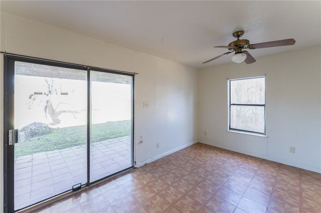 4613 Kirkwood Dr, Corpus Christi, TX 78415