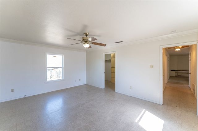 4613 Kirkwood Dr, Corpus Christi, TX 78415