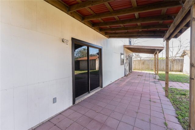 4613 Kirkwood Dr, Corpus Christi, TX 78415