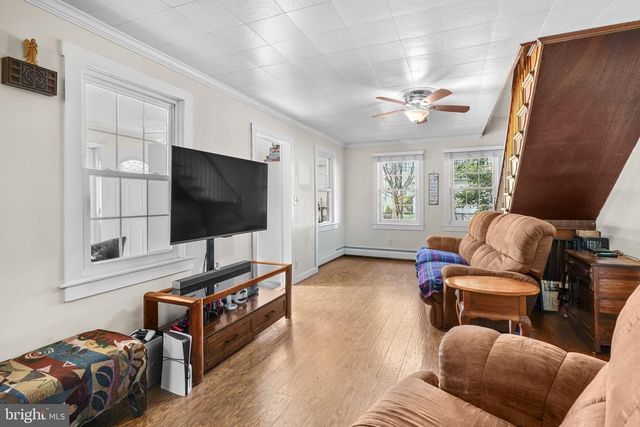 3715 5TH AVE, Edgewater, MD 21037