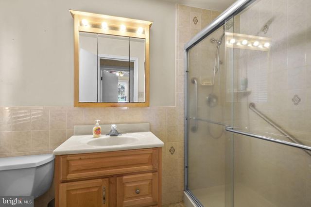 3715 5TH AVE, Edgewater, MD 21037