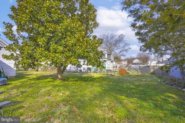 3715 5TH AVE, Edgewater, MD 21037