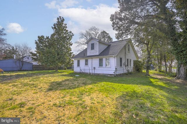 3715 5TH AVE, Edgewater, MD 21037