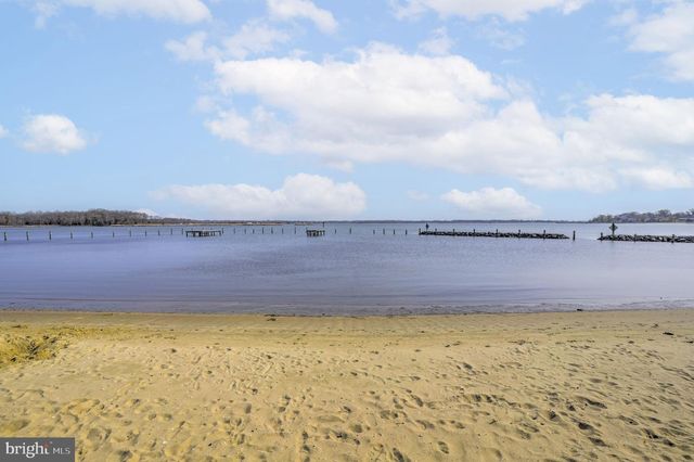 3715 5TH AVE, Edgewater, MD 21037