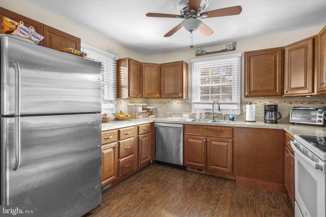 3715 5TH AVE, Edgewater, MD 21037