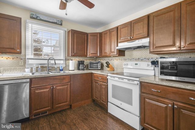 3715 5TH AVE, Edgewater, MD 21037