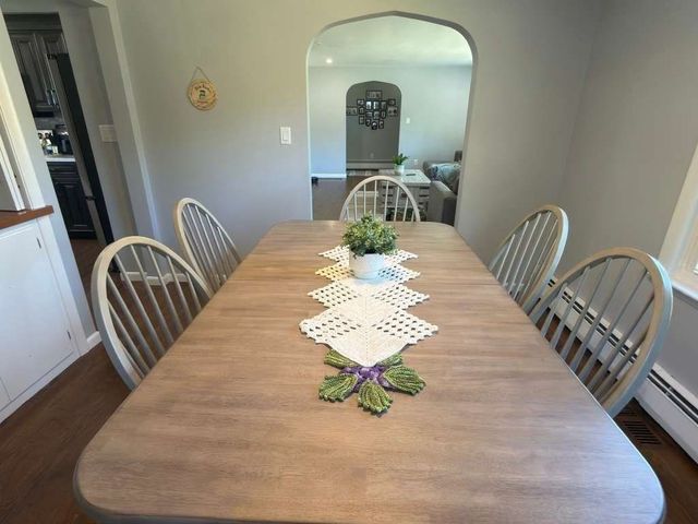 91 Pleasant St, Northborough, MA 01532