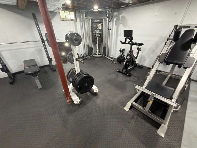 91 Pleasant St, Northborough, MA 01532