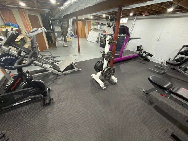 91 Pleasant St, Northborough, MA 01532