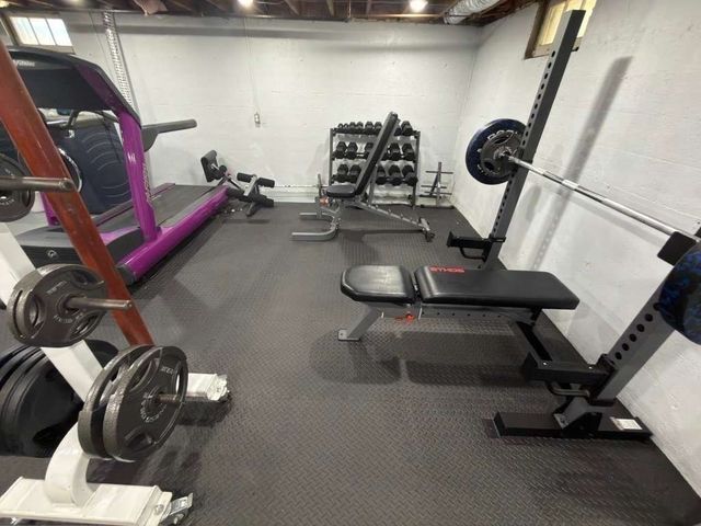 91 Pleasant St, Northborough, MA 01532