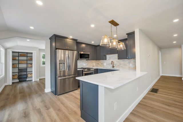782 Weirs Boulevard, Laconia, NH 03246