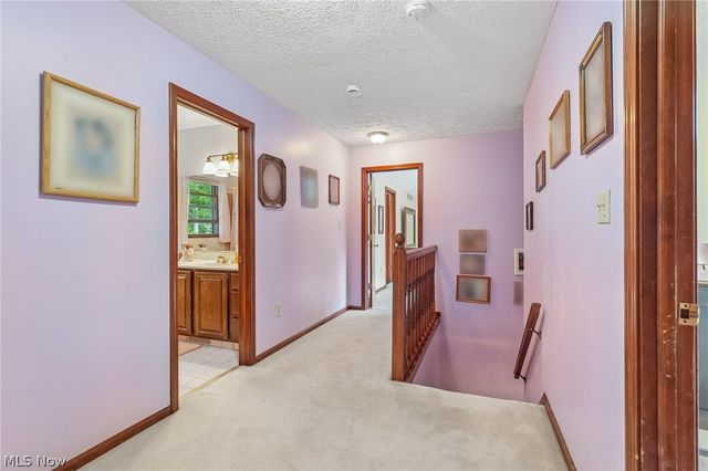 10037 Jamestown Drive, North Royalton, OH 44133