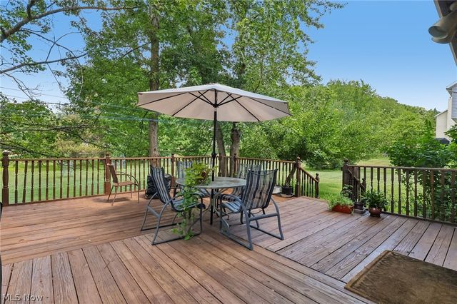 10037 Jamestown Drive, North Royalton, OH 44133