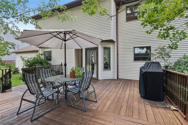 10037 Jamestown Drive, North Royalton, OH 44133