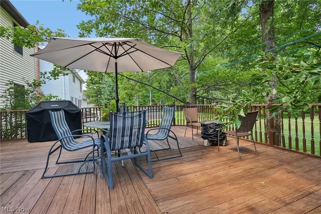 10037 Jamestown Drive, North Royalton, OH 44133