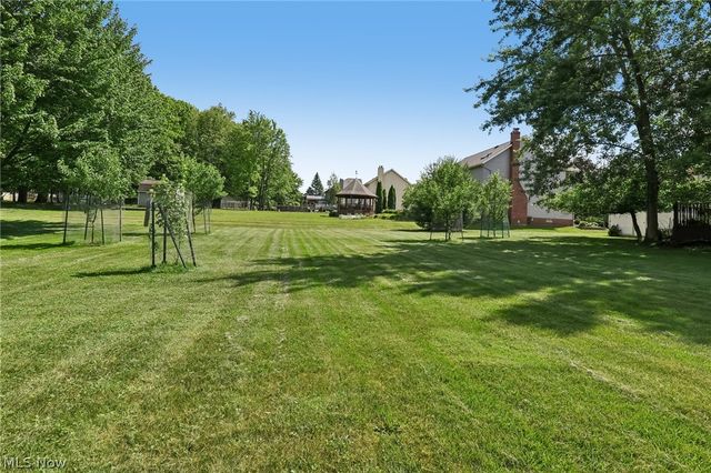 10037 Jamestown Drive, North Royalton, OH 44133
