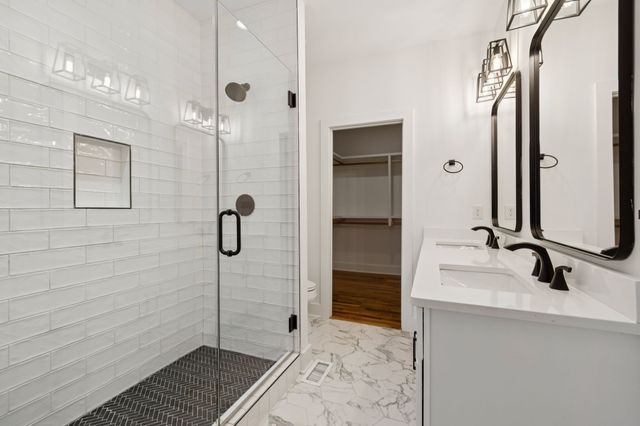 1613 23rd Ave, N, Nashville, TN 37208