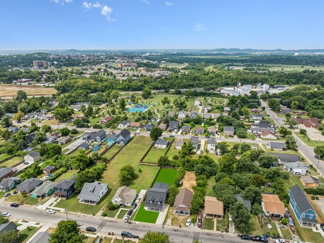 1613 23rd Ave, N, Nashville, TN 37208