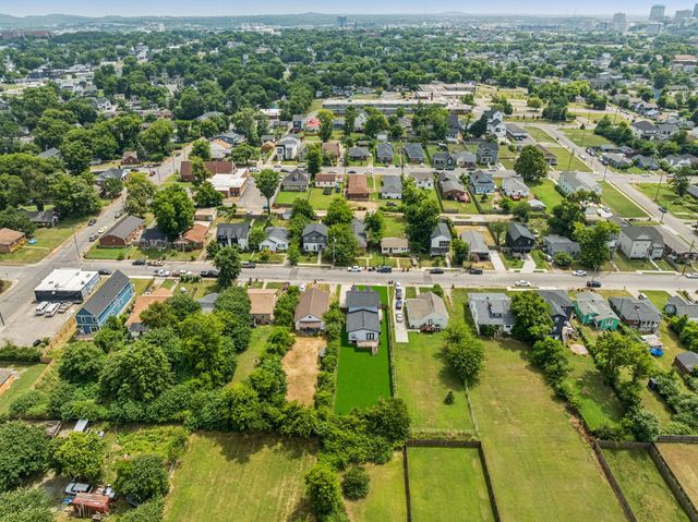 1613 23rd Ave, N, Nashville, TN 37208