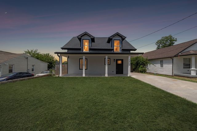 1613 23rd Ave, N, Nashville, TN 37208