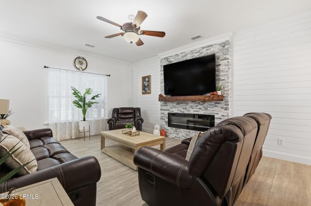 44 Running Oak Drive, Bluffton, SC 29910