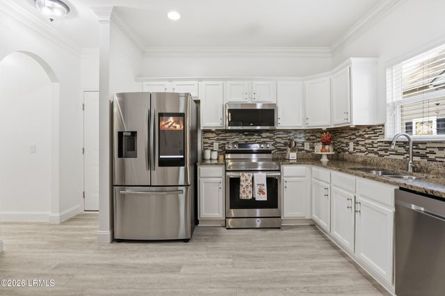 44 Running Oak Drive, Bluffton, SC 29910