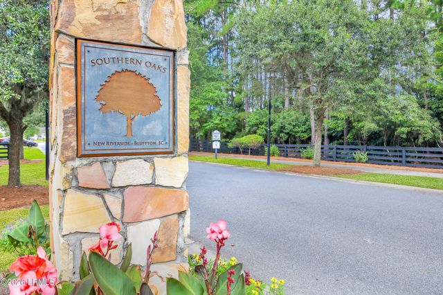 44 Running Oak Drive, Bluffton, SC 29910
